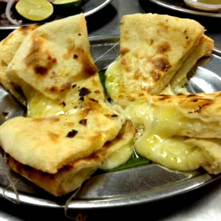 cheese-naan-steven-corner - LifeStyle