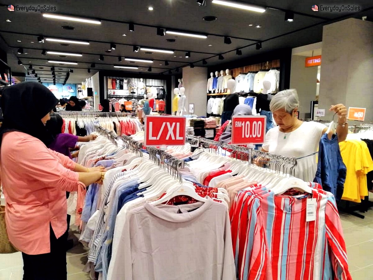Brands-Outlet-Warehouse-Sale-2020-IOI-Mall-Puchong-2021-Malaysia-Jualan-Gudang-RM5-Baju-Clothes-3-1 - Apparels Baby & Kids & Parenting Children Fashion Fashion Accessories Fashion Lifestyle & Department Store Kuala Lumpur Selangor Warehouse Sale & Clearance in Malaysia
