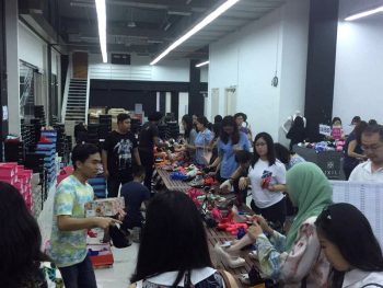 Toms-Daphne-Warehouse-Sale-Jualan-Gudang-2020-2021-Shoes-Kasut-Clearance-Malaysia-001-350x263 - Apparels Bags Fashion Accessories Fashion Lifestyle & Department Store Footwear Handbags Kuala Lumpur Selangor Wallets Warehouse Sale & Clearance in Malaysia 