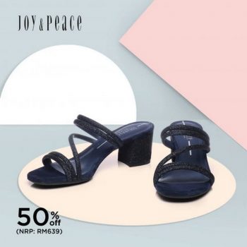 Moonboard-50-off-Sale-350x350 - Fashion Accessories Fashion Lifestyle & Department Store Footwear Johor Kedah Kelantan Kuala Lumpur Malaysia Sales Melaka Negeri Sembilan Online Store Pahang Penang Perak Perlis Putrajaya Sabah Sarawak Selangor Terengganu 