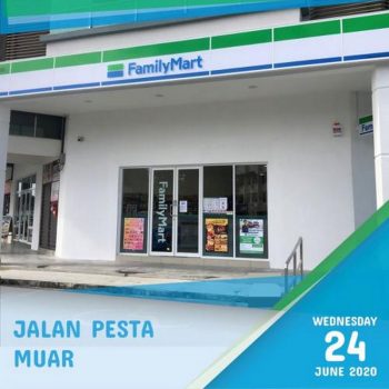 FamilyMart-Opening-Promotion-at-Jalan-Pesta-Muar-350x350 - Johor Promotions & Freebies Supermarket & Hypermarket 