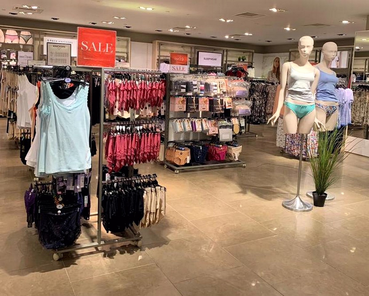 Marks-Spencer-Sale-Stores-Images-9 - Apparels Baby & Kids & Parenting Children Fashion Fashion Accessories Fashion Lifestyle & Department Store Johor Kuala Lumpur Lingerie Nationwide Penang Selangor Sportswear Underwear Warehouse Sale & Clearance in Malaysia 