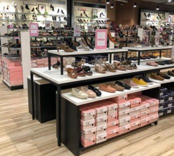 AEON-Carlo-Rino-Sale-12-350x314 - Fashion Accessories Fashion Lifestyle & Department Store Johor Kedah Kelantan Kuala Lumpur Malaysia Sales Melaka Negeri Sembilan Pahang Penang Perak Perlis Putrajaya Sabah Sarawak Selangor Supermarket & Hypermarket Terengganu 
