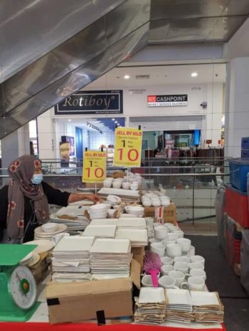 Branded-Clearance-Sale-at-Amerin-Mall-Balakong-2-350x466 - Apparels Fashion Accessories Fashion Lifestyle & Department Store Home & Garden & Tools Kitchenware Selangor Warehouse Sale & Clearance in Malaysia 
