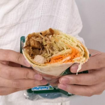 FamilyMart-BBQ-Chicken-Wrap-Veggies-Wrap-Promo-3-350x350 - Beverages Food , Restaurant & Pub Johor Kedah Kelantan Kuala Lumpur Melaka Negeri Sembilan Pahang Penang Perak Perlis Promotions & Freebies Putrajaya Sabah Sarawak Selangor Supermarket & Hypermarket Terengganu 