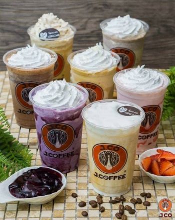 J.CO-Buy-1-Free-1-Frappe-Promo-350x438 - Beverages Food , Restaurant & Pub Johor Kedah Kelantan Kuala Lumpur Melaka Negeri Sembilan Pahang Penang Perak Perlis Promotions & Freebies Putrajaya Sabah Sarawak Selangor Terengganu 