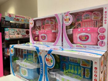 Isetan-Christmas-Toys-Gift-Fair-3-350x263 - Baby & Kids & Parenting Events & Fairs Kuala Lumpur Selangor Supermarket & Hypermarket Toys 