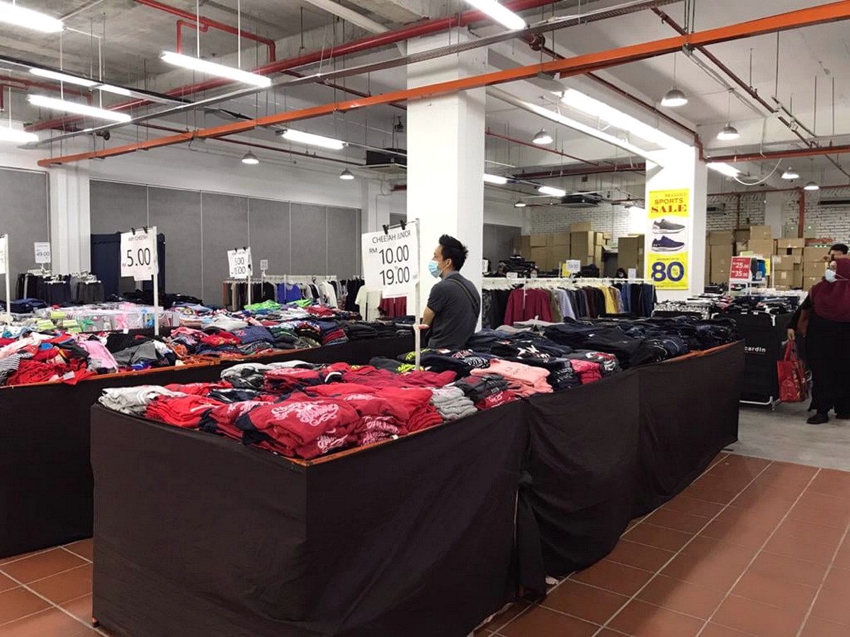 Branded-Sports-Warehouse-Sale-at-Citta-Mall-Malaysia-Jualan-Gudang-Clearance-2021-shoes-sports-apparels-accessories-001 - Apparels Fashion Accessories Fashion Lifestyle & Department Store Selangor Sportswear Warehouse Sale & Clearance in Malaysia 
