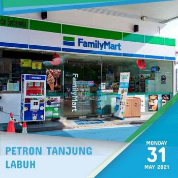 FamilyMart-Opening-Promo-at-Petron-Tanjung-Labuh-350x350 - Johor Promotions & Freebies Supermarket & Hypermarket 
