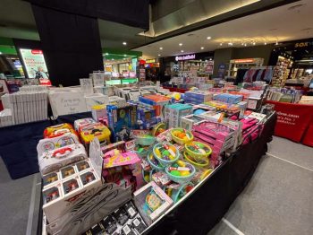 MPH-Bookstores-Warehouse-Sale-at-DPULZE-Shopping-Centre-with-up-to-50-OFF-Books-Stationery-8-350x262 - Books & Magazines Selangor Stationery Warehouse Sale & Clearance in Malaysia 