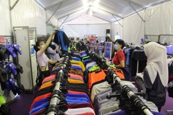 Paragon-Vest-Warehouse-Sale-1-350x233 - Apparels Fashion Accessories Fashion Lifestyle & Department Store Footwear Selangor Sportswear Warehouse Sale & Clearance in Malaysia 