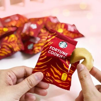 Starbucks-Free-Fortune-Cookie-Promotion-350x350 - Beverages Food , Restaurant & Pub Johor Kedah Kelantan Kuala Lumpur Melaka Negeri Sembilan Pahang Penang Perak Perlis Promotions & Freebies Putrajaya Sabah Sarawak Selangor Terengganu 