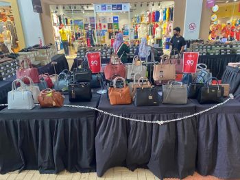 RC-Signatures-Amazing-Fair-at-Freeport-AFamosa-Outlet-8-350x263 - Bags Events & Fairs Fashion Accessories Fashion Lifestyle & Department Store Handbags Melaka Wallets 