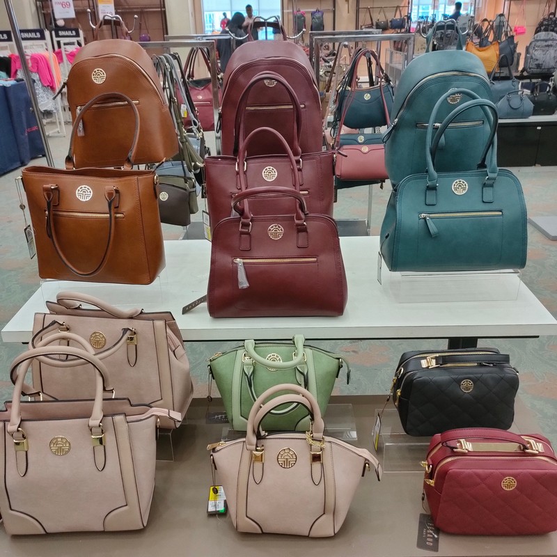 Jenama handbag di sogo outlet