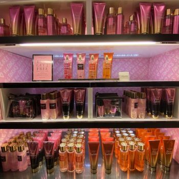 Victorias-Secret-Beauty-Accessories-Deal-350x350 - Beauty & Health Cosmetics Fragrances Johor Kedah Kelantan Kuala Lumpur Melaka Negeri Sembilan Online Store Pahang Penang Perak Perlis Personal Care Promotions & Freebies Putrajaya Sabah Sarawak Selangor Skincare Terengganu 