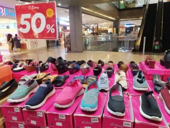 Jetz-Branded-Shoes-Bags-Fair-Warehouse-Sale-at-Cyberjaya-2-350x263 - Bags Fashion Accessories Fashion Lifestyle & Department Store Footwear Selangor Warehouse Sale & Clearance in Malaysia 