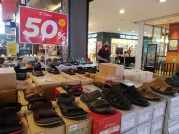 Jetz-Branded-Shoes-Bags-Fair-Warehouse-Sale-at-Cyberjaya-3-350x263 - Bags Fashion Accessories Fashion Lifestyle & Department Store Footwear Selangor Warehouse Sale & Clearance in Malaysia 