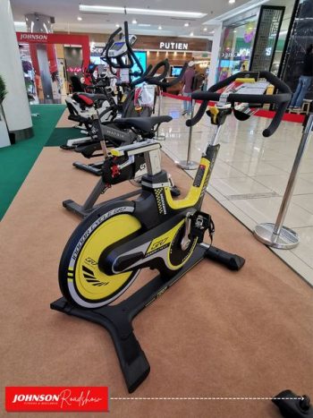 Johnson-Fitness-Roadshow-at-1-Utama-1-350x467 - Fitness Promotions & Freebies Selangor Sports,Leisure & Travel 