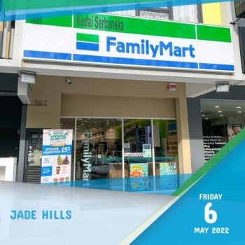 FamilyMart-Opening-Promotion-at-Jade-Hills-350x350 - Promotions & Freebies Selangor Supermarket & Hypermarket 