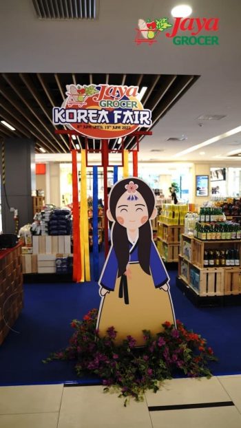 Jaya-Grocer-Korea-Fair-350x622 - Events & Fairs Johor Kedah Kelantan Kuala Lumpur Melaka Negeri Sembilan Others Pahang Penang Perak Perlis Putrajaya Sabah Sarawak Selangor Supermarket & Hypermarket Terengganu 