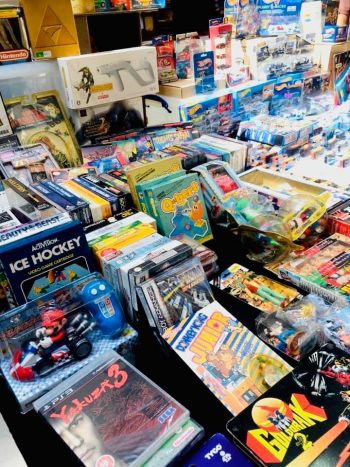 PJ-Collectors-Market-at-Paradigm-Mall-Petaling-Jaya-8-350x467 - Baby & Kids & Parenting Events & Fairs Others Selangor Toys 