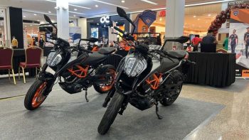 KTM-Roadshow-at-Boulevard-Kuching-2-350x197 - Automotive Motorbikes Promotions & Freebies Sarawak 