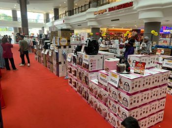 ED-Labels-Warehouse-Sales-Carnival-at-Berjaya-Megamall-Kuantan-21-350x262 - Apparels Baby & Kids & Parenting Children Fashion Fashion Accessories Fashion Lifestyle & Department Store Footwear Pahang Warehouse Sale & Clearance in Malaysia 