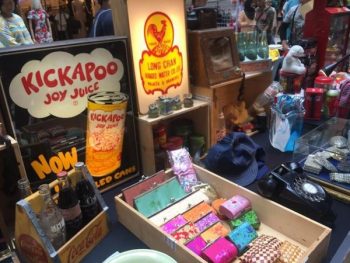 PJ-Collectors-Market-at-Paradigm-Mall-PJ-2-350x263 - Events & Fairs Others Selangor 