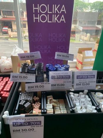 DGudang-Warehouse-Sale-at-Petaling-Jaya-14-350x467 - Beauty & Health Cosmetics Personal Care Selangor Skincare Warehouse Sale & Clearance in Malaysia 