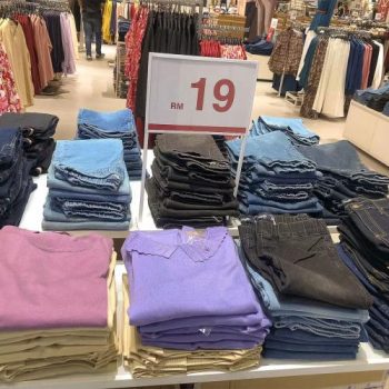 VOIR-Gallery-Pre-Renovation-Clearance-Sale-at-Dataran-Pahlawan-1-350x350 - Apparels Fashion Accessories Fashion Lifestyle & Department Store Melaka Warehouse Sale & Clearance in Malaysia 