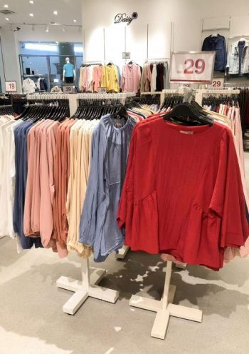 VOIR-Gallery-Pre-Renovation-Clearance-Sale-at-Dataran-Pahlawan-10-350x496 - Apparels Fashion Accessories Fashion Lifestyle & Department Store Melaka Warehouse Sale & Clearance in Malaysia 