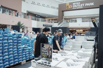Adidas-Friends-amp-Family-Sale-at-Mitsui-Outlet-Park-KLIA-Sepang-23-350x233 - Apparels Fashion Accessories Fashion Lifestyle & Department Store Selangor Warehouse Sale & Clearance in Malaysia 