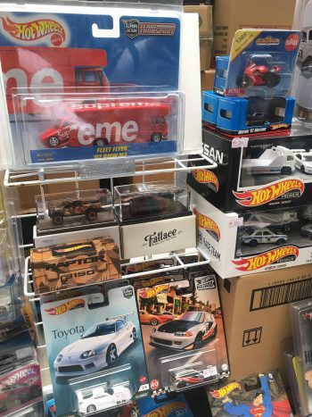 PJ-Collectors-Market-at-Evolve-Concept-Mall-23-350x467 - Events & Fairs Others Selangor 