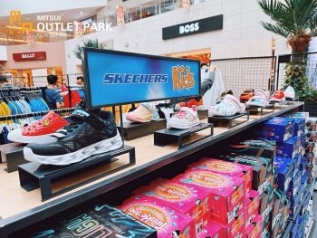 Skechers-Warehouse-Sale-2023-Malaysia-Jualan-Gudang-Kasut-Shoes-Running-Walking-Mitsui-Outlet-Park-KLIA-SEPANG-12-350x263 - Fashion Accessories Fashion Lifestyle & Department Store Footwear Selangor Warehouse Sale & Clearance in Malaysia 