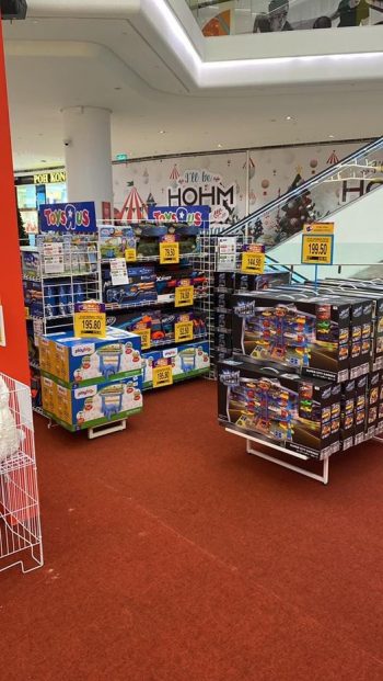 Toys-R-Us-Toy-Fair-at-Pavilion-Bukit-Jalil-1-350x621 - Baby & Kids & Parenting Events & Fairs Kuala Lumpur Selangor Toys 