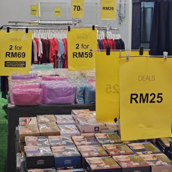 Travel-Essentials-Warehouse-Sale-at-LaLaport-BBCC-8-350x350 - Apparels Bags Fashion Accessories Fashion Lifestyle & Department Store Kuala Lumpur Luggage Selangor Sports,Leisure & Travel Warehouse Sale & Clearance in Malaysia 