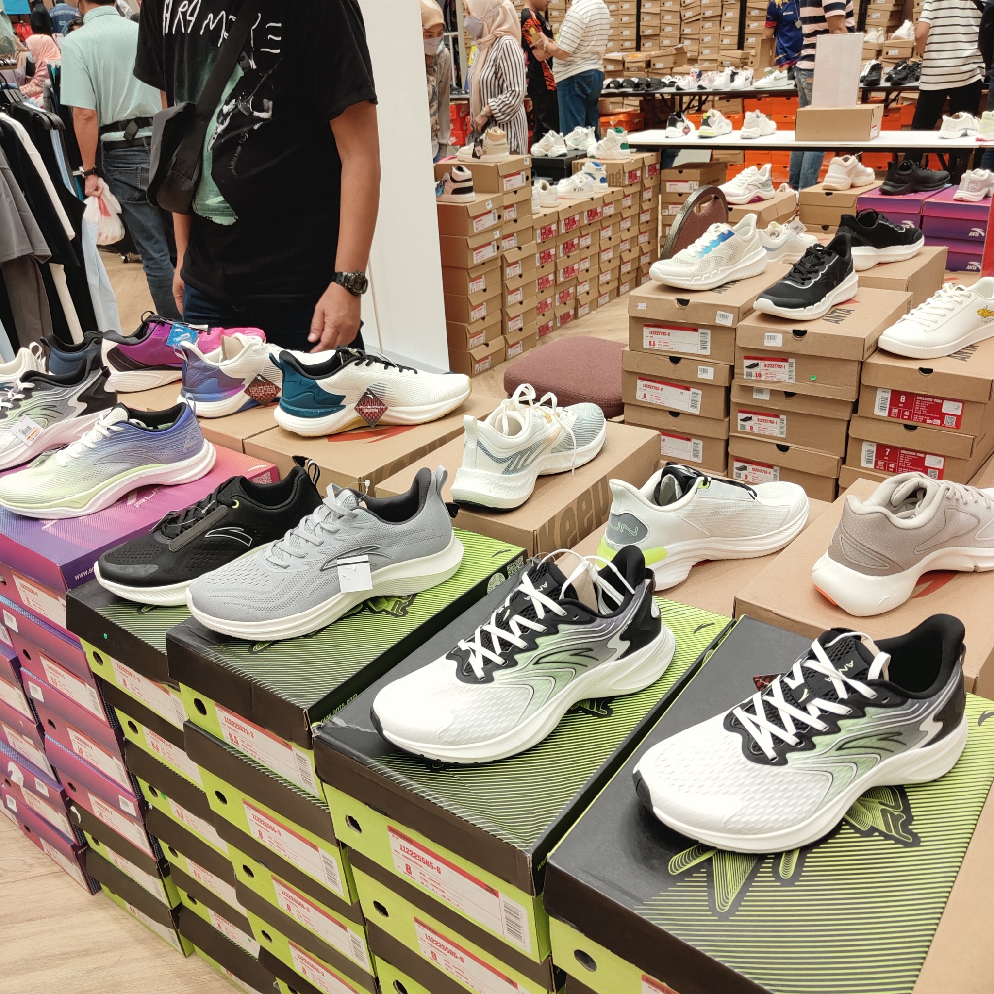 Nike sogo store cheap