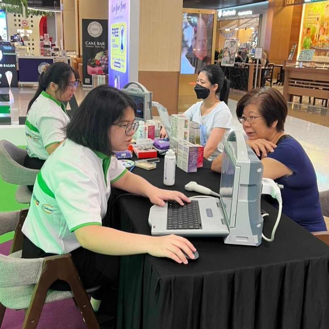 CARiNG-Pharmacy-x-Haleon-Roadshow-8 27 October-2 November 2025: CARiNG Pharmacy x Haleon Roadshow: Health & Wellness Promotion with Free Gifts