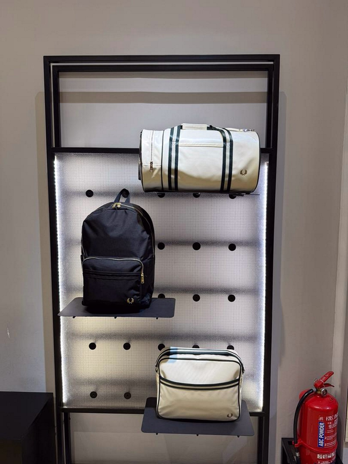 FP-XMAS2 19–28 December 2025: Fred Perry Mitsui Outlet Park – Christmas Storewide Sale & 50% OFF Promotion