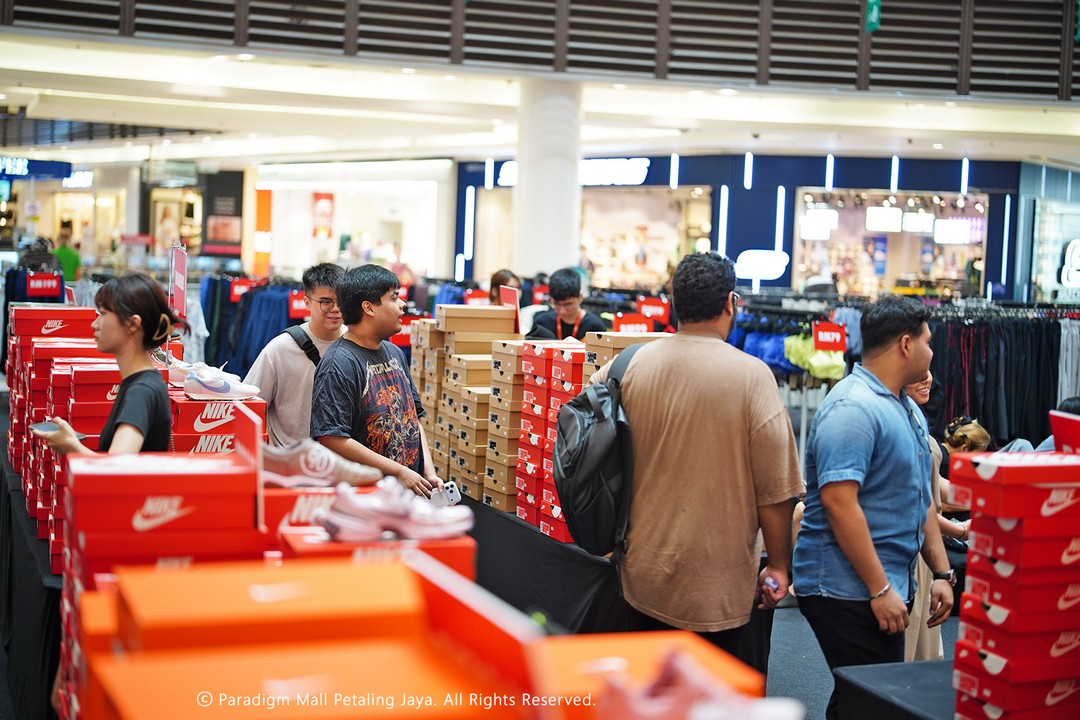 Nike-Up-to-60-Off-Sale-at-Paradigm-Mall-Petaling-Jaya-10 30 April–10 May 2026: Nike Up to 60% Off Sale at Paradigm Mall Petaling Jaya, Sportswear Clearance Promotion