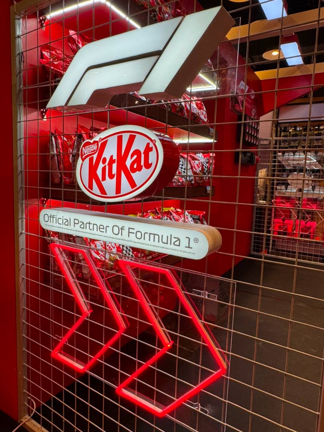 Everrise-Vivacity-Megamall-KitKat-x-F1-Roadshow-Promotion-5 25-26 July 2026: Everrise Vivacity Megamall KitKat x F1 Roadshow Promotion, Free Tote Bag, Drawstring Bag and F1 Ticket Giveaway Event