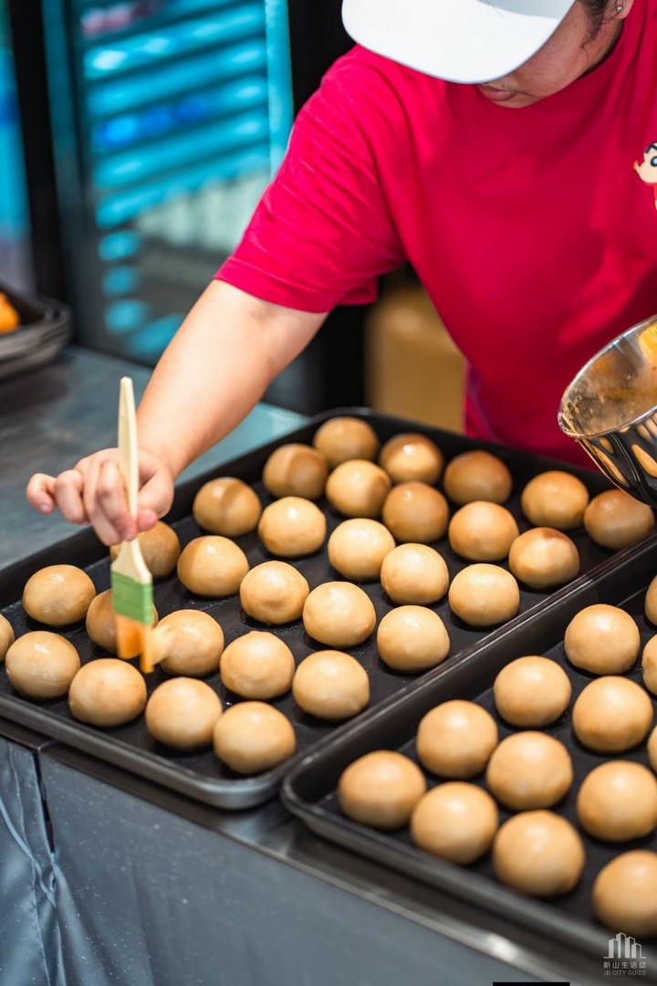 Ren-Jian-Mei-Wei-Bakery-Johor-Bahru-RM1-Shao-Bao-Dine-In-Promotion-1 13 August 2026 onwards: Ren Jian Mei Wei Bakery Johor Bahru: RM1 Shao Bao Dine-In Promotion for Handmade Nanyang Pastries