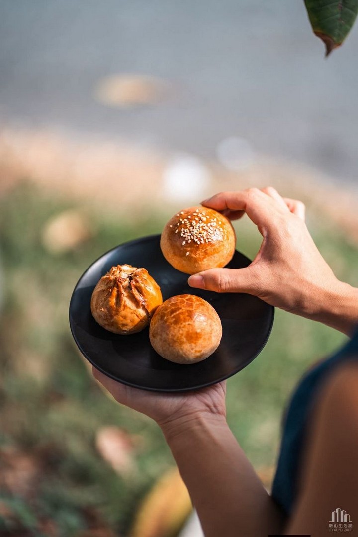 Ren-Jian-Mei-Wei-Bakery-Johor-Bahru-RM1-Shao-Bao-Dine-In-Promotion-3 13 August 2026 onwards: Ren Jian Mei Wei Bakery Johor Bahru: RM1 Shao Bao Dine-In Promotion for Handmade Nanyang Pastries