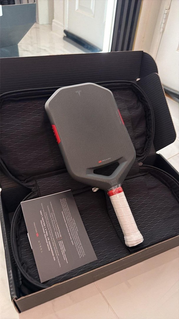 Tesla-and-Selkirk-Aurum-Pickleball-Paddle-Promotion-3 24 August 2026 onwards: Tesla and Selkirk Aurum Pickleball Paddle Promotion in Malaysia, Cybercab-Inspired Premium Paddle From RM3,499