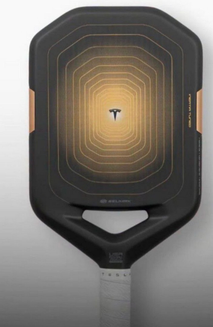 Tesla-and-Selkirk-Aurum-Pickleball-Paddle-Promotion-5 24 August 2026 onwards: Tesla and Selkirk Aurum Pickleball Paddle Promotion in Malaysia, Cybercab-Inspired Premium Paddle From RM3,499