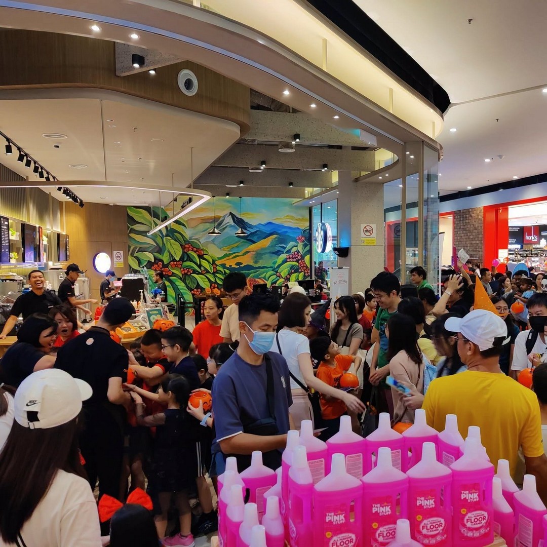 Quayside-Mall-Free-Trick-or-Treat-Halloween-Promotion-7 31 October–1 November 2026: Quayside Mall: Free Trick or Treat Halloween Promotion for Kids with Pumpkin Baskets and Sweet Treats, 4PM–6PM