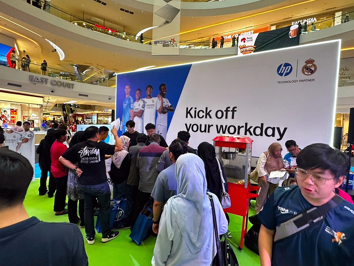 Redemption-Counter_1 15–18 Oct 2026: HP Mega Warehouse Sale – Laptops from RM1,599, Monitors at RM299, Free Gifts & eWallet Rewards
