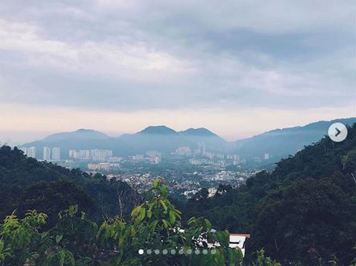 2-Hiking-up-Penang-Hill-a.k.a-Bukit-Bendera - News 