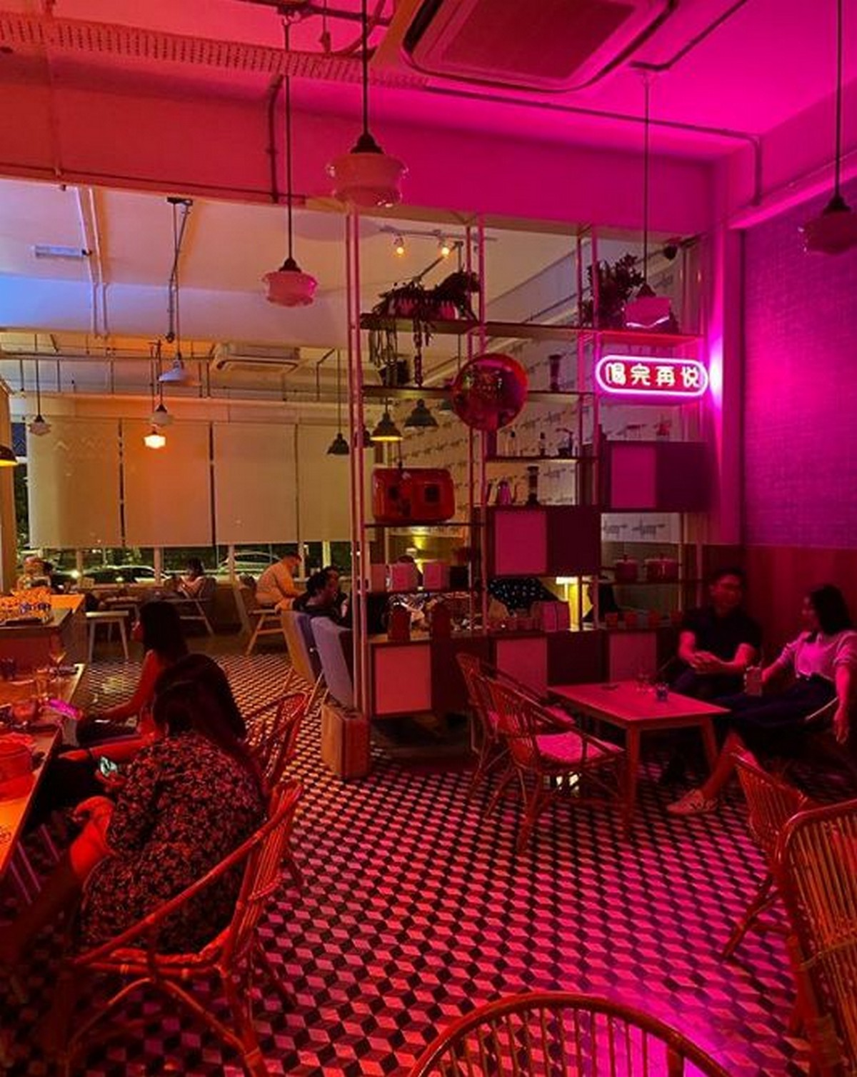 Gin-by-bar - News 
