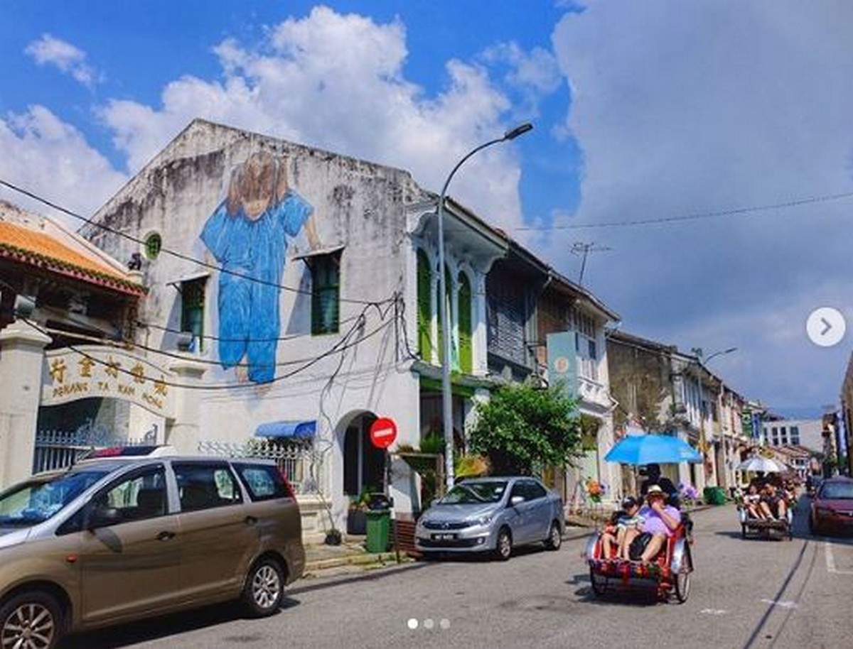 Look-for-murals-to-check-in-and-take-photos-2 - News 